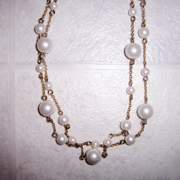 TALBOTS Double Strand Pearl Fashion Necklace NWT Brand New - Picture 2 of 3